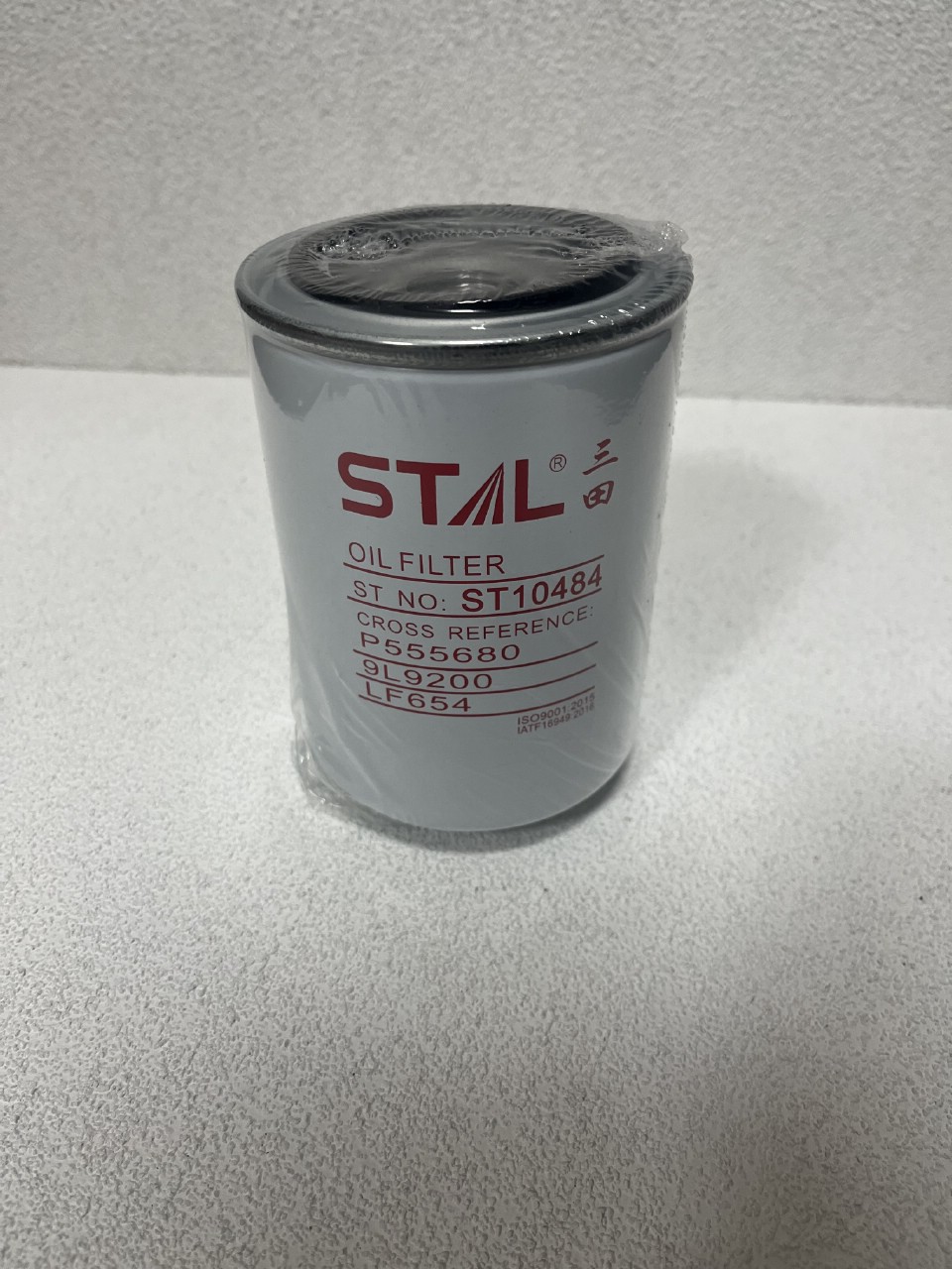 Фильтр масляный FJ-3047, ST10843, 60328867, VOE3831236, P553771 STAL JCB