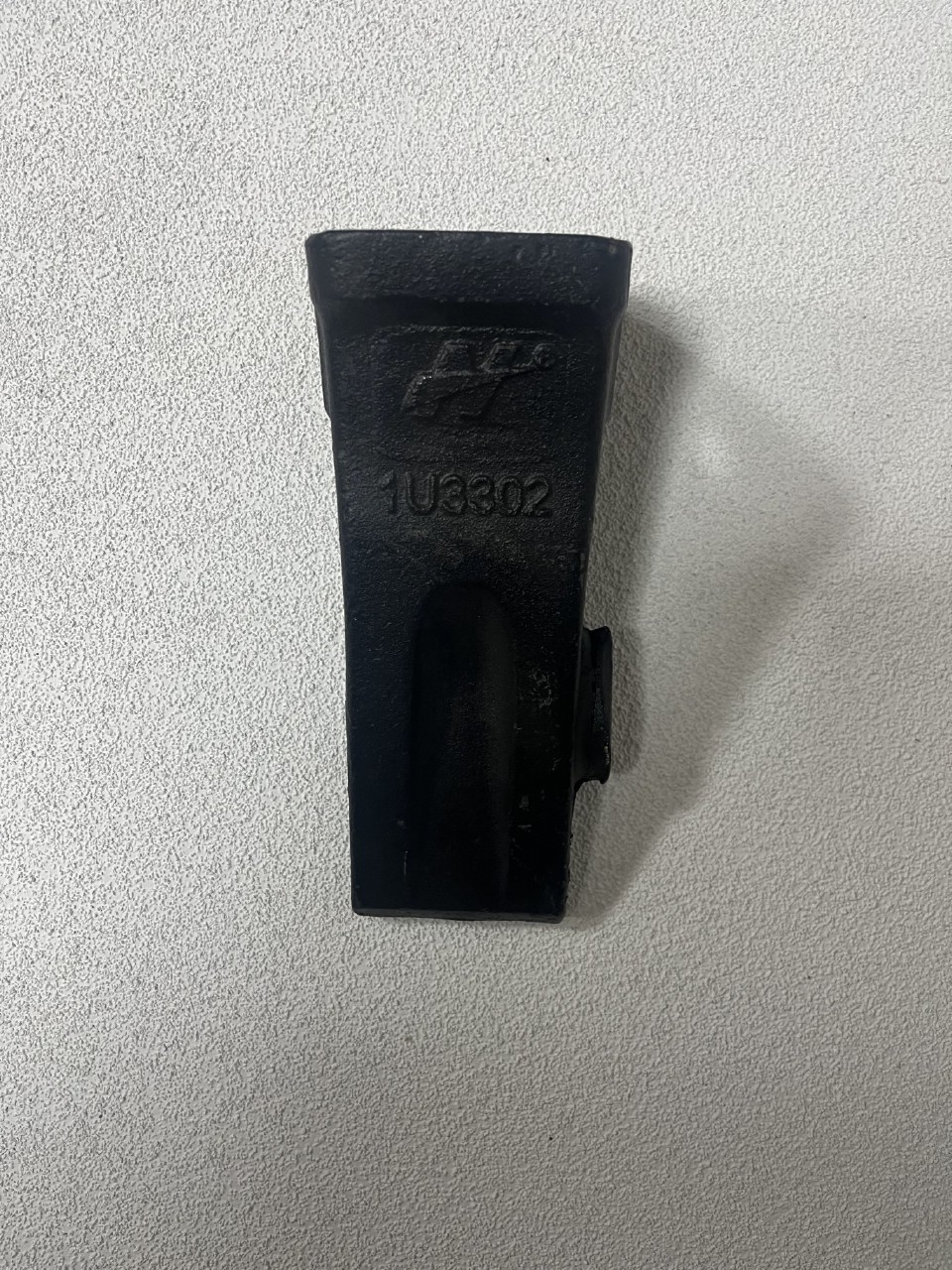 Коронка Caterpillar 1U3302 (М) JCB