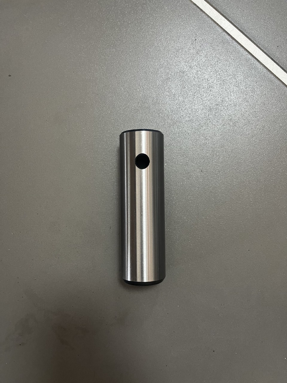 Палец г/ц челюсти экск. ковша 811/50398, 811/90478 MPG