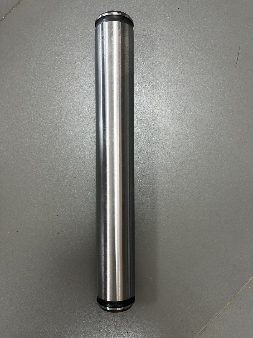 Палец каретки 811/70098 MPG