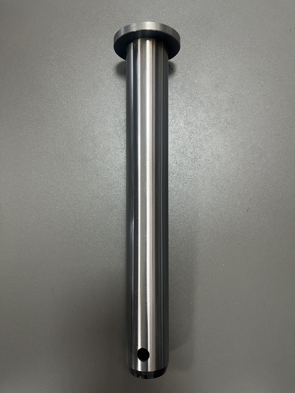 Палец заднего ковша 911/12400 MPG