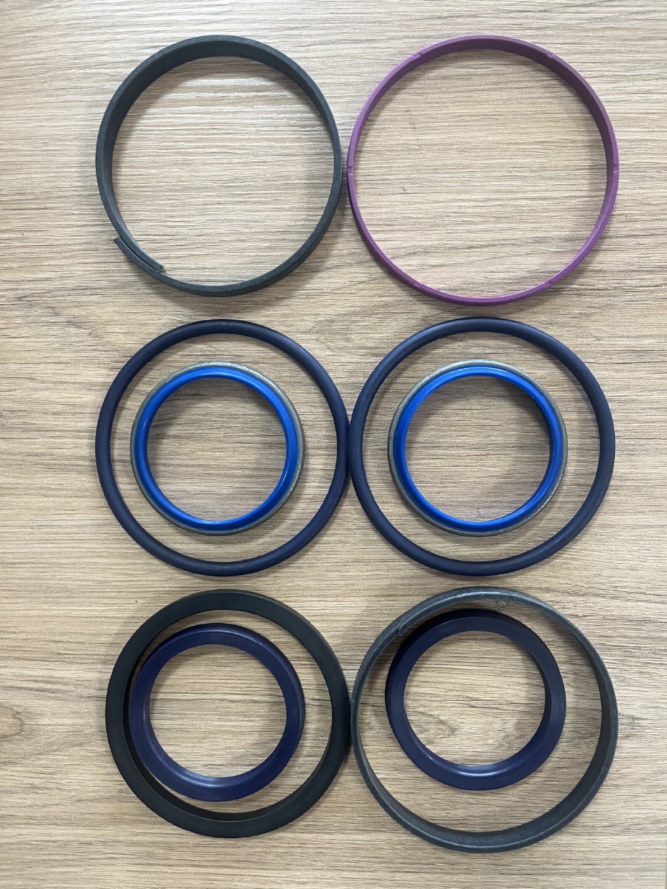 Ремкомплект гидроцилиндра поворота задних и передних колес 991/00157 MULTI