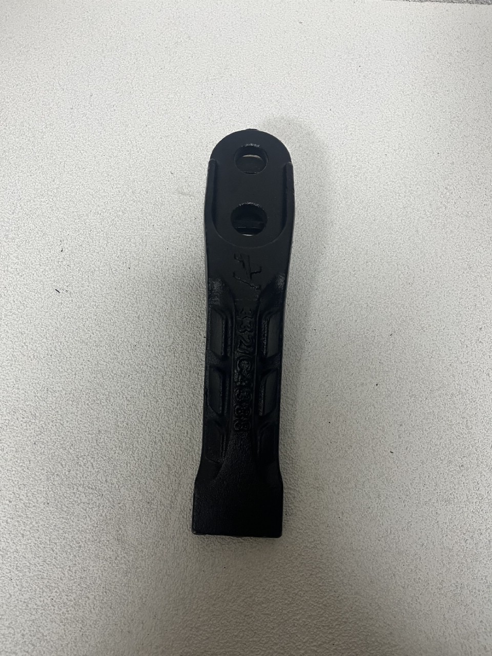 Зуб ковша (N) 332/C4388 JCB