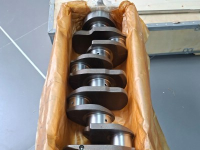 Вал коленчатый