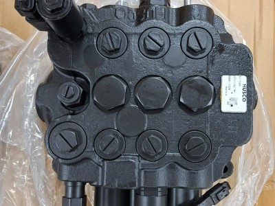 Распределитель передний 25/222579 (Husco)